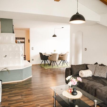 Modernes Apartment Mit Top Ausstattung Und Kamin Im Oberpfaelzer Seenland Nittenau Exterior foto